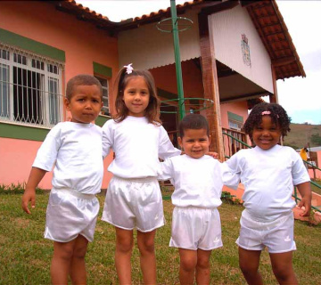 creche-002-360x320-146dd7558dbb28e1265f2195c6fefcb2 Social Projects